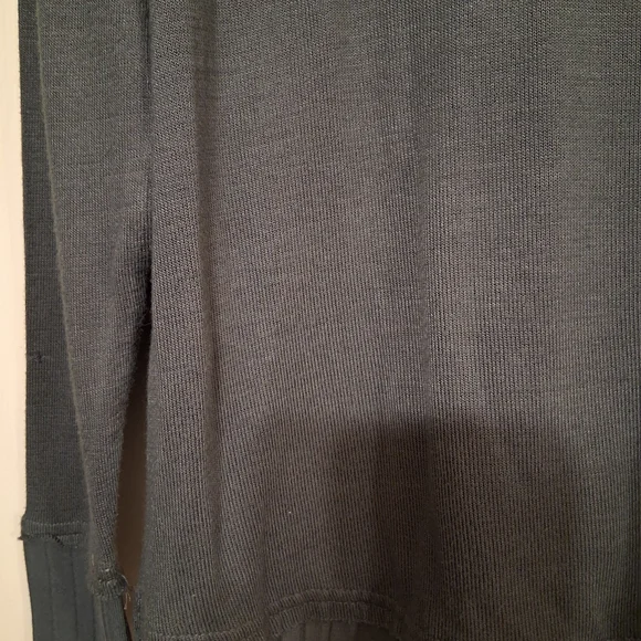 Wonderly Slate Gray Long Sleeve Top - Picture 7 of 11